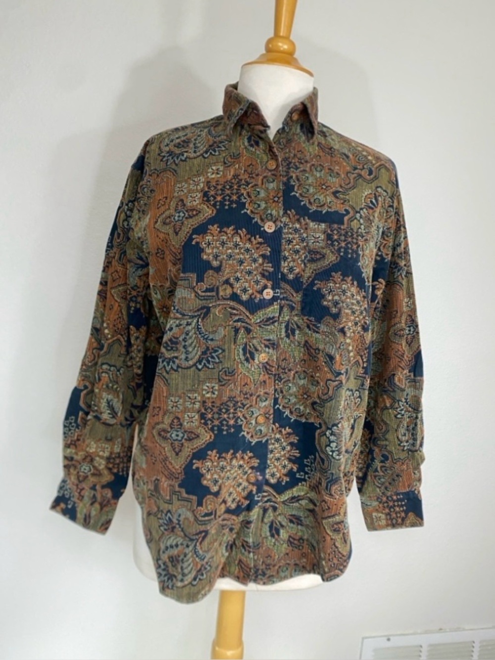 Vintage Banana Republic Womens Corduroy Paisley 100% Cotton Button Shirt Size M